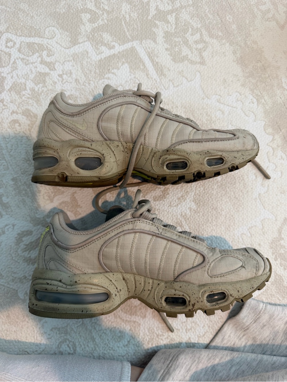 Nike Air Max Tailwind IV Beige Speckled Sneakers Size 4.5